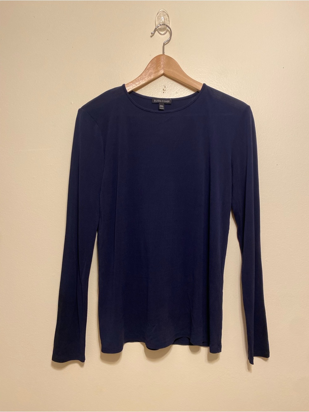 Eileen Fisher silk Dark Navy Long-Sleeve Crewneck Tee. Size XS
